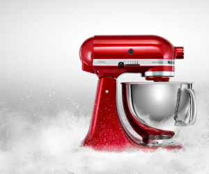 Robot KitchenAid rouge